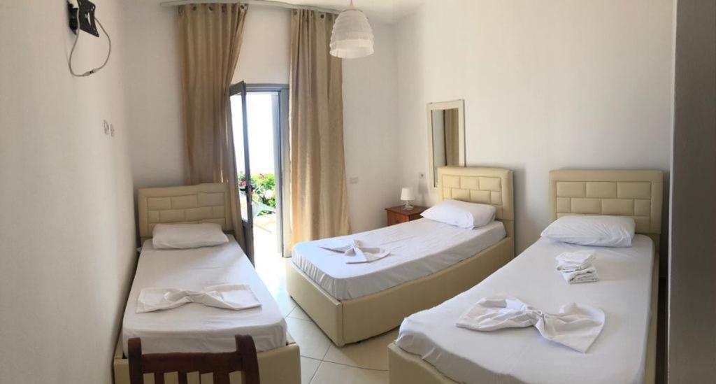 Bed and Breakfast Bluflest Dhërmi Zewnętrze zdjęcie