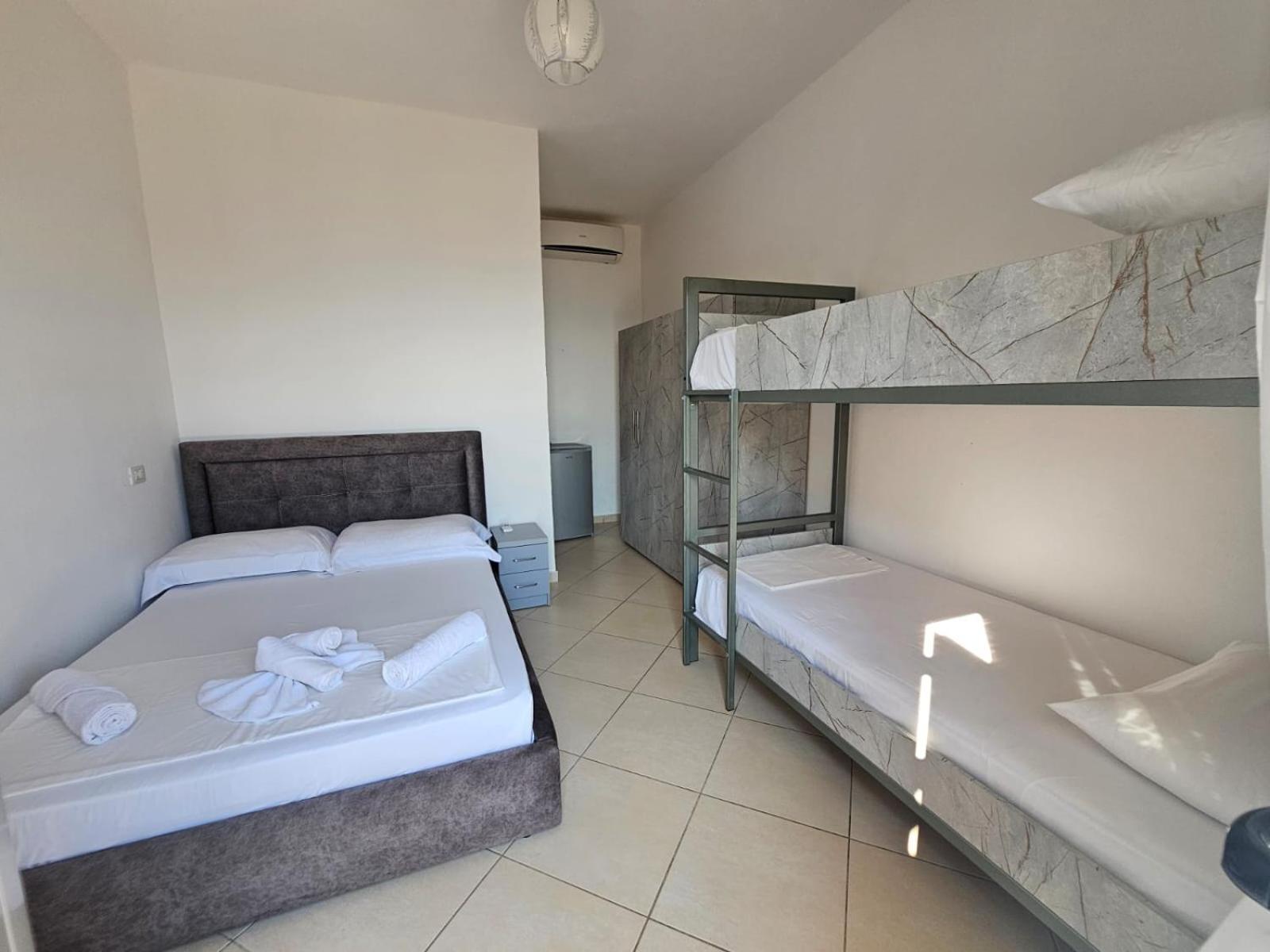 Bed and Breakfast Bluflest Dhërmi Zewnętrze zdjęcie